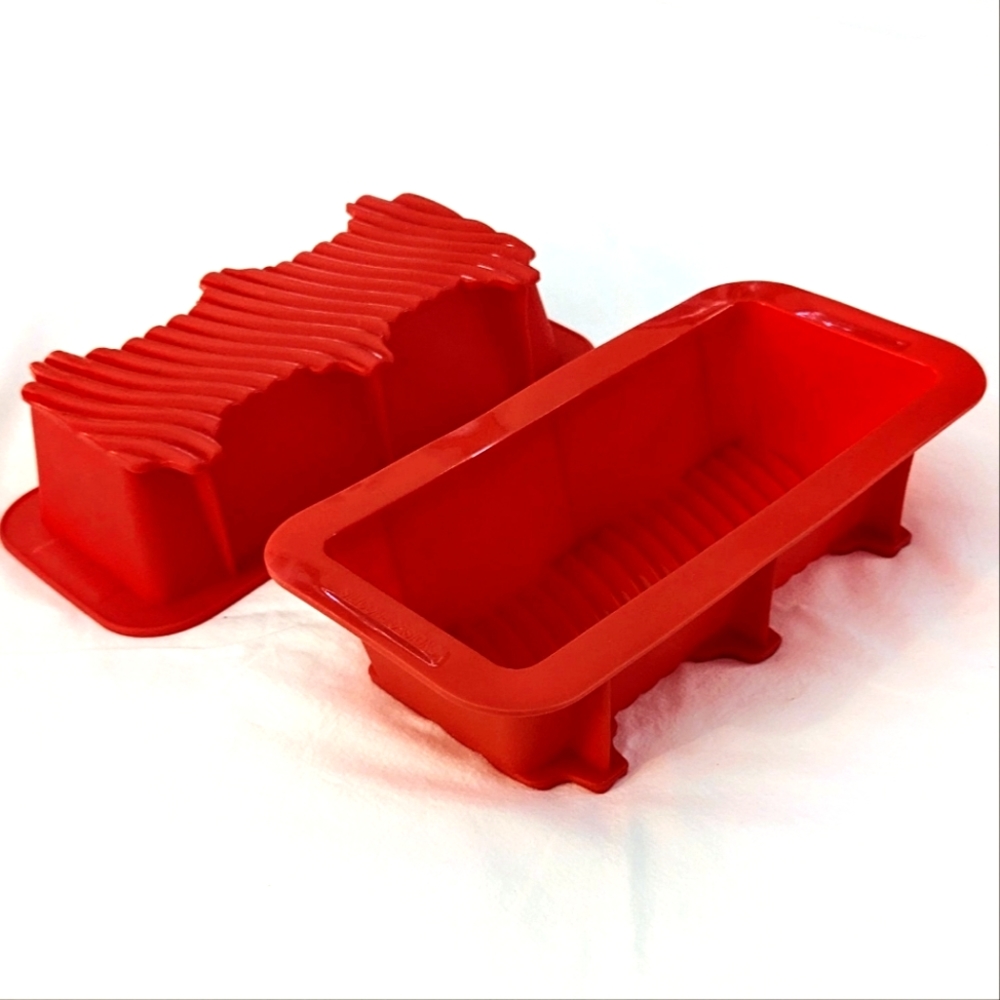 SILIVO Silicone Bread and Loaf Pans (2 Pack) Nonstick Silicone Baking Mold
